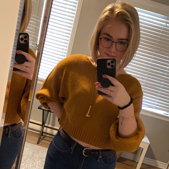 Meet your Posher, Jenay - Picture 3 of 3